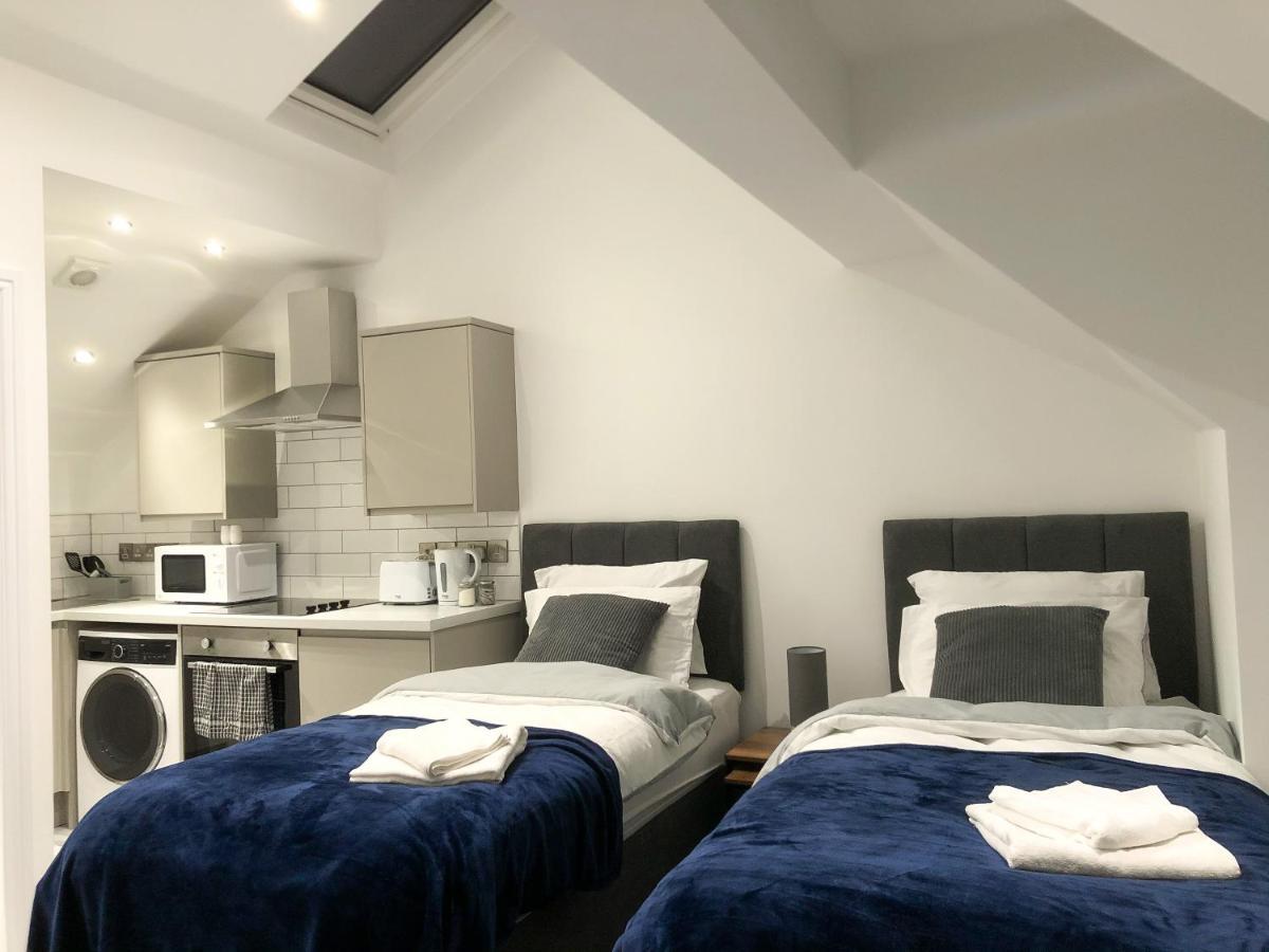 10Min To City - Free Parking - Private Studio - Contractor Friendly Манчестер Екстер'єр фото