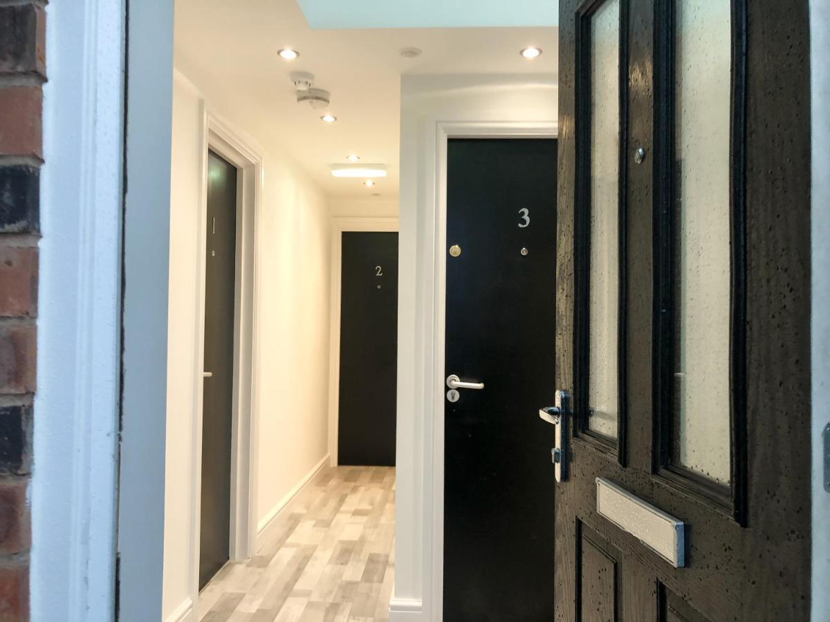 10Min To City - Free Parking - Private Studio - Contractor Friendly Манчестер Екстер'єр фото