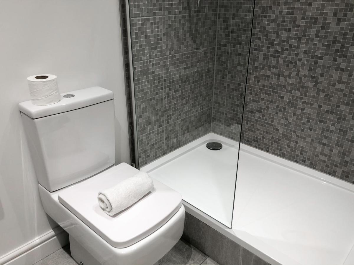 10Min To City - Free Parking - Private Studio - Contractor Friendly Манчестер Екстер'єр фото